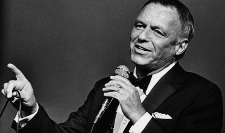 Frank Sinatra Memicu Amarah Para Feminis Australia
